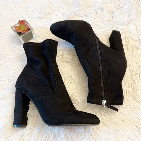 Steve Madden EDIT Black Faux Suede Ankle Boot Heel women size 8 - Picture 5 of 6